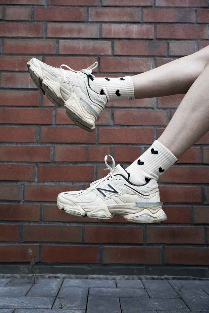 Love - Pilates Grip Socks