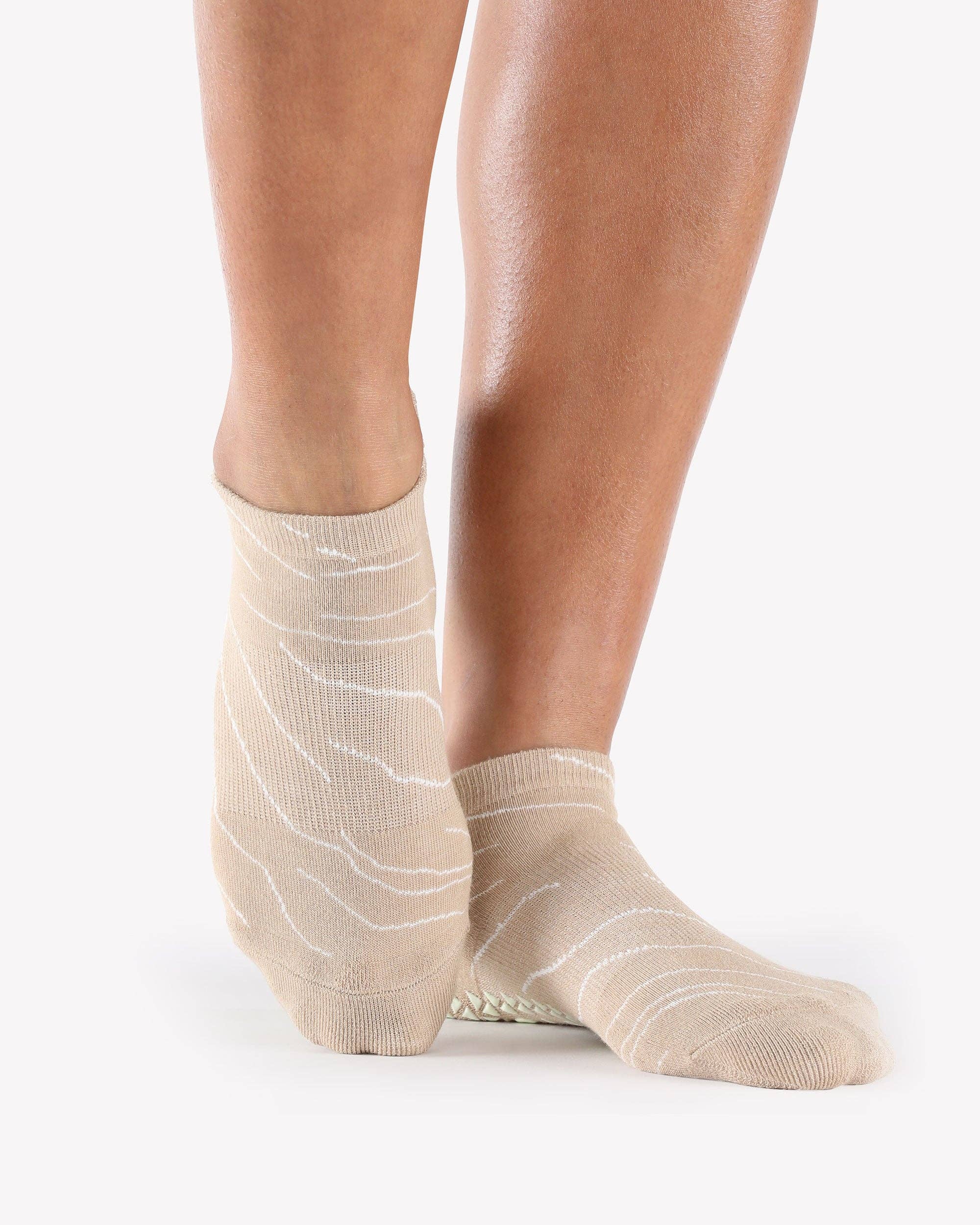 Dunes Full Foot Grip Socks - Pointe Studio