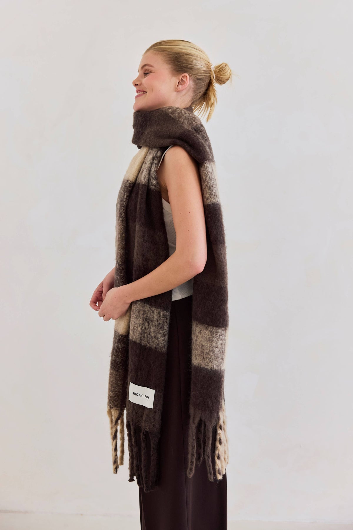 Arctic Fox Reykjavik-Schal – 100 % recycelt – Braun kariert – HW26