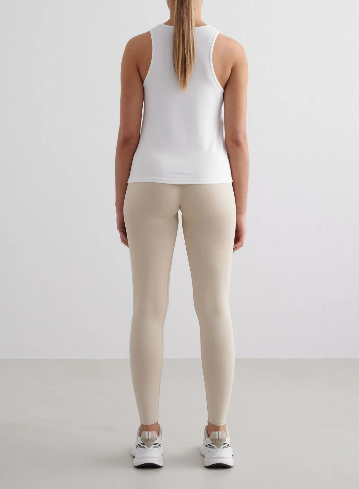 Aim'n Sportswear Soft Basic Singlet white