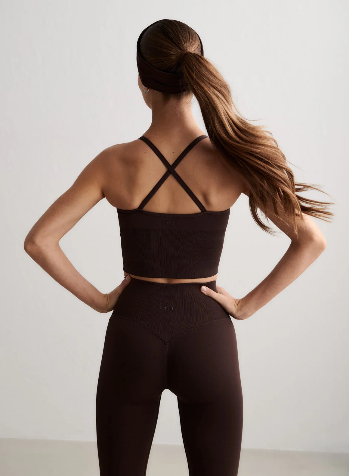 Aim'n Sportswear Shape Seamless Cross Back Bralette chocolate